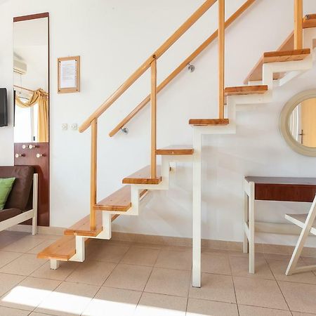 Apartments Nela 3446 Tučepi Extérieur photo