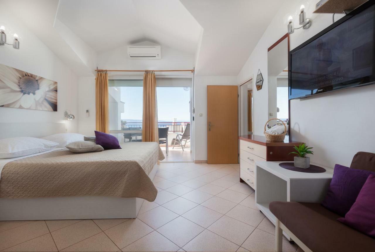 Apartments Nela 3446 Tučepi Extérieur photo