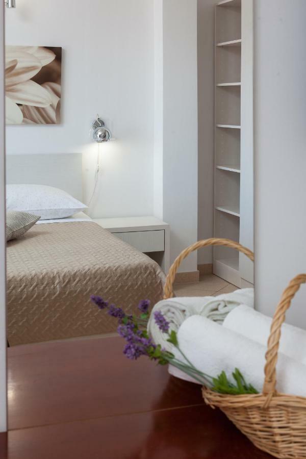 Apartments Nela 3446 Tučepi Extérieur photo